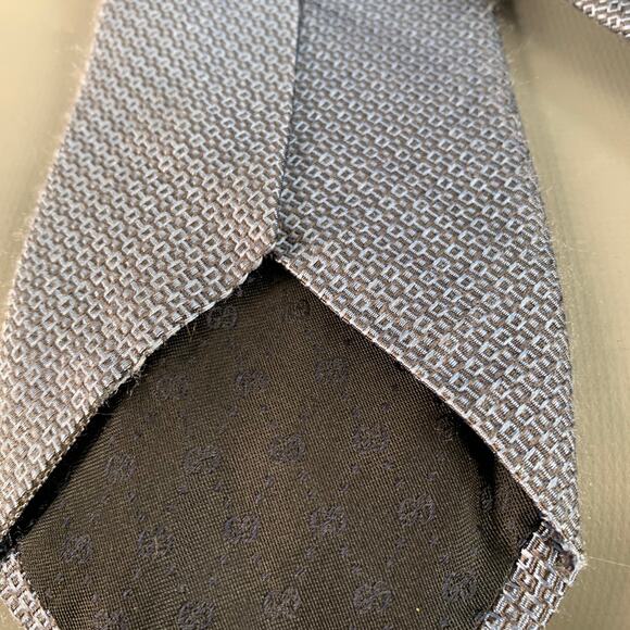 GUCCI One Size Blue Grey Checkered Silk Tie - Picture 6 of 6